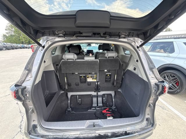 Used 2021 Toyota Sienna Limited FWD image 18