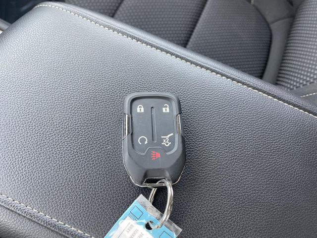 Used 2023 GMC Acadia SLE w/ Driver Convenience Package image 39