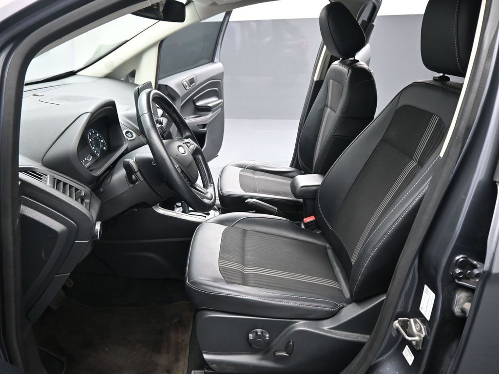 Certified 2020 Ford EcoSport SES image 38