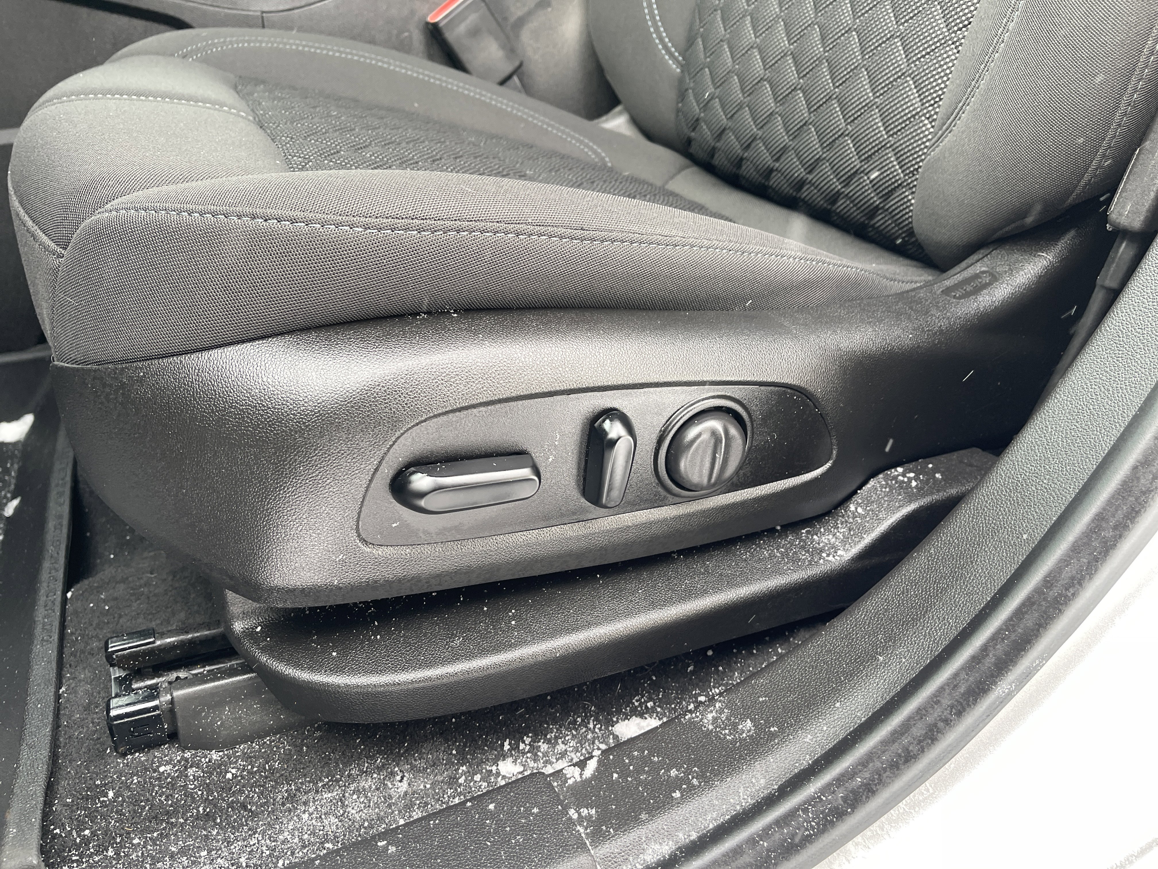 Used 2021 Chevrolet Blazer LT image 14