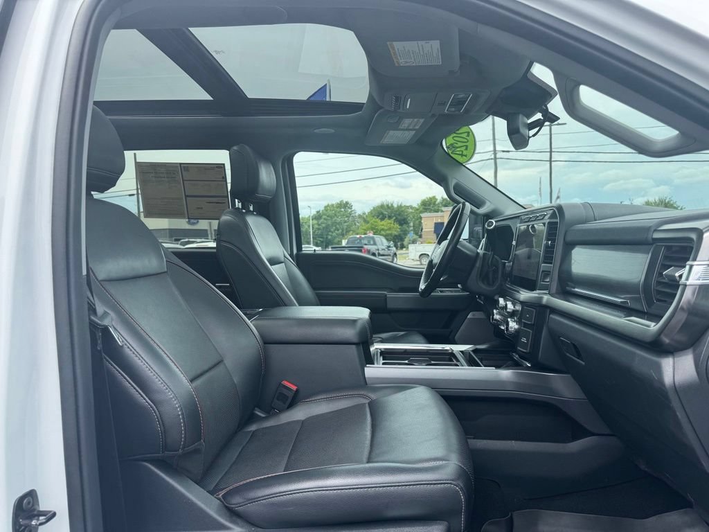 Certified 2024 Ford F250 Lariat w/ Lariat Ultimate Package AWD/4WD image 17