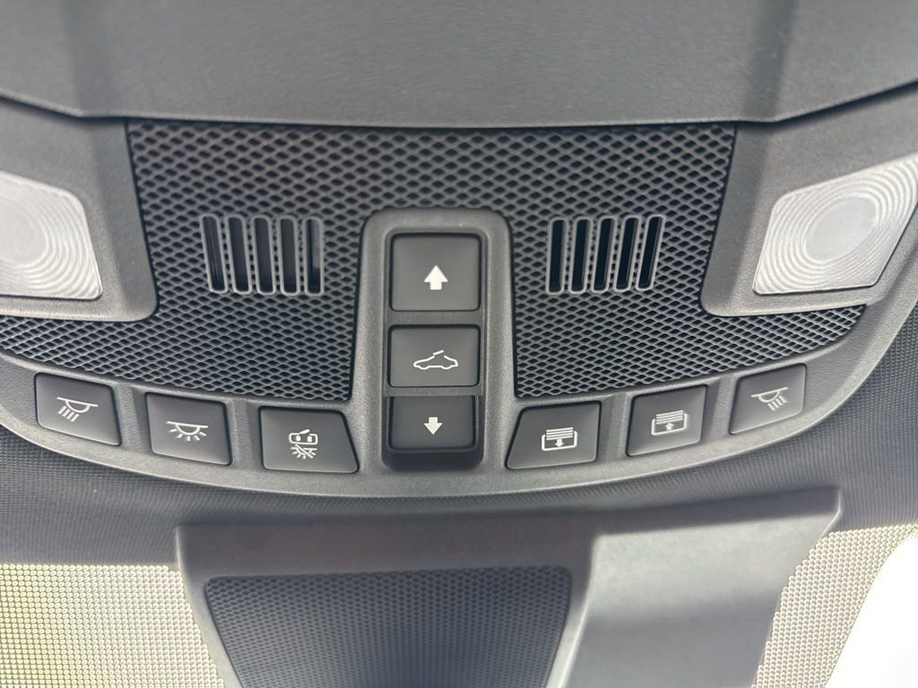 Certified 2022 Ford F350 Lariat w/ Lariat Ultimate Package image 43