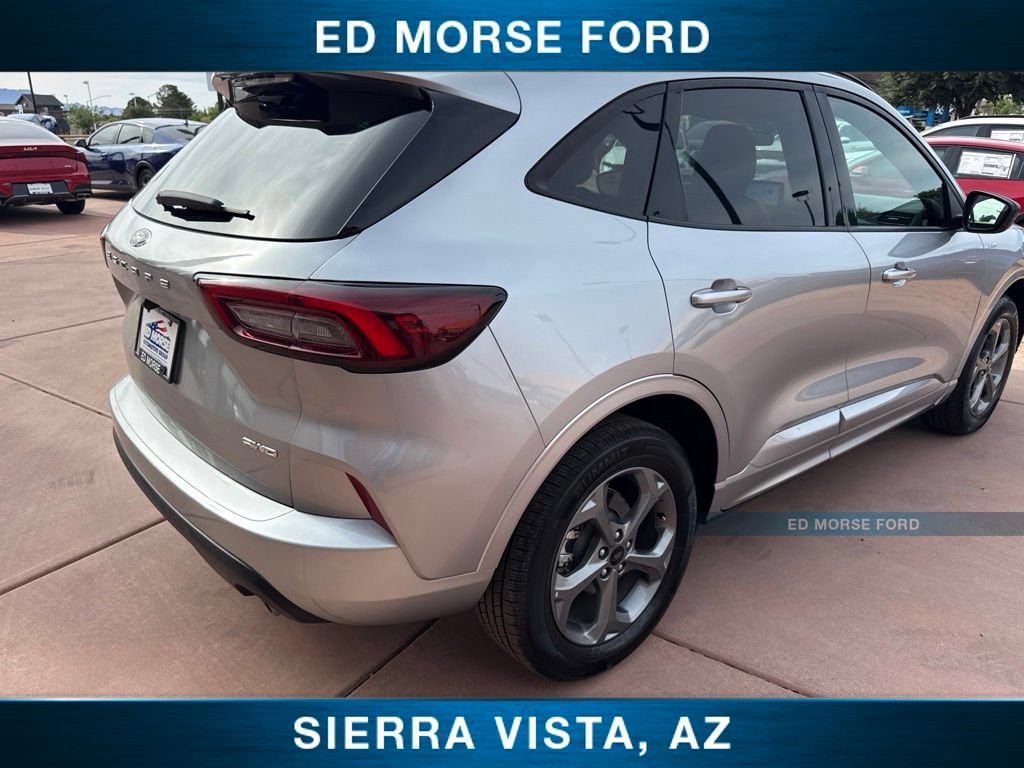 Certified 2024 Ford Escape ST-Line AWD/4WD image 9