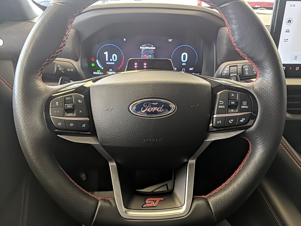 Certified 2025 Ford Explorer ST image 18
