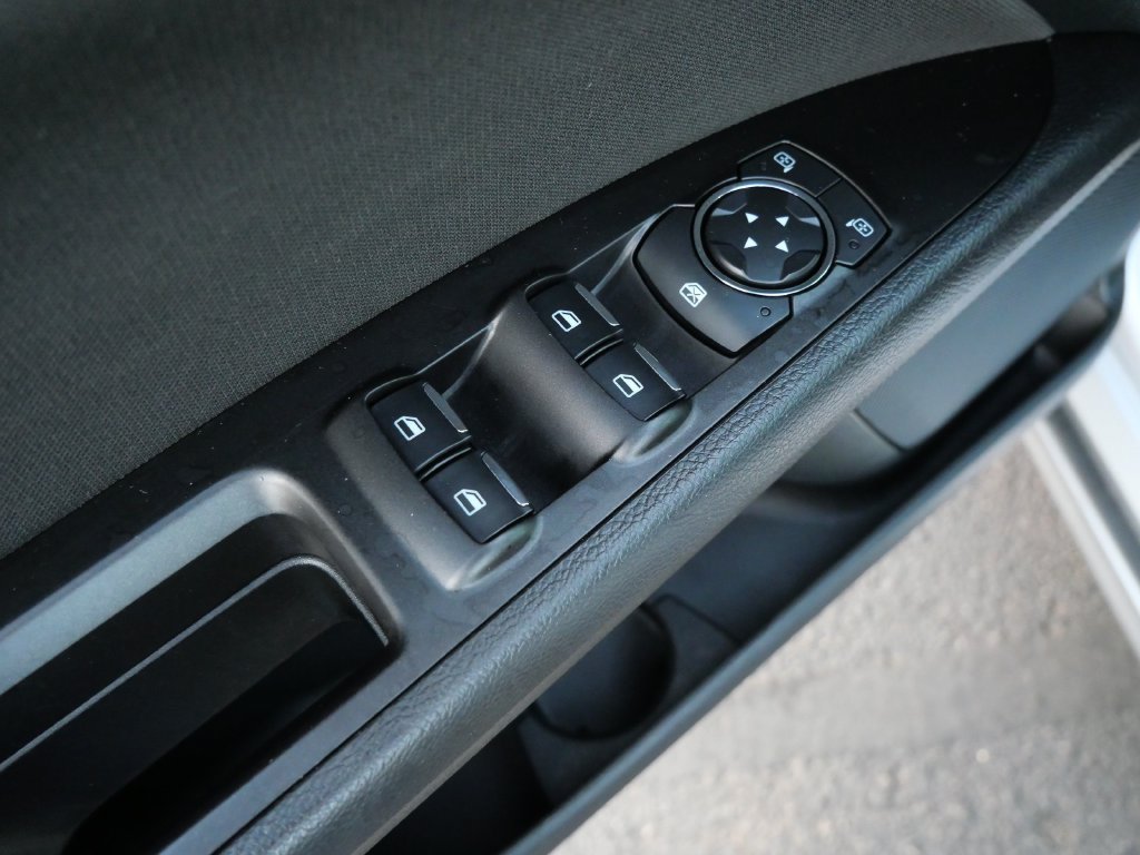 Certified 2017 Ford Fusion SE FWD image 13