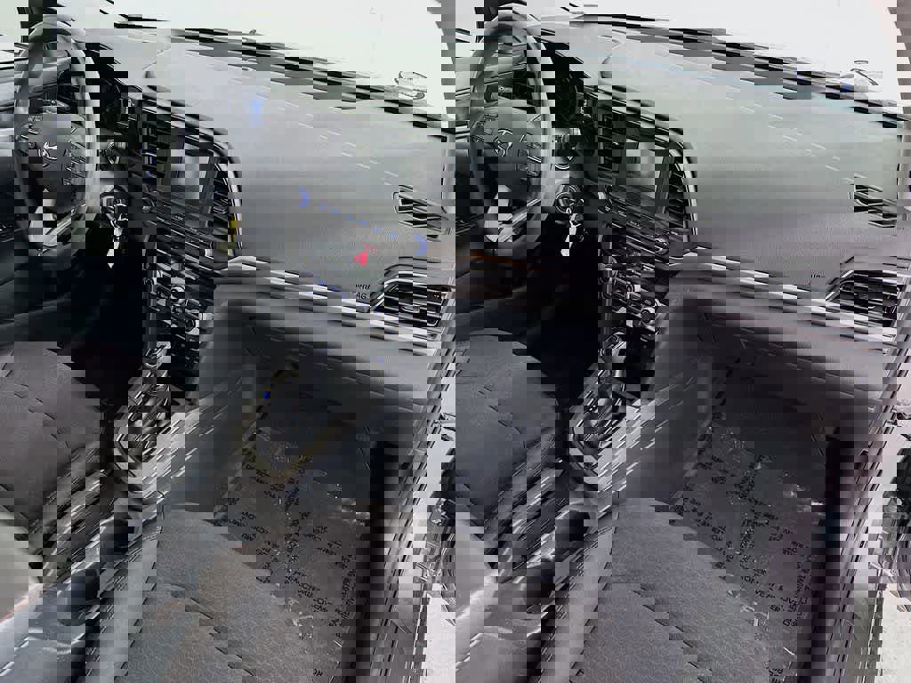 Used 2020 Hyundai Elantra SE w/ Cargo Package (C1) image 30