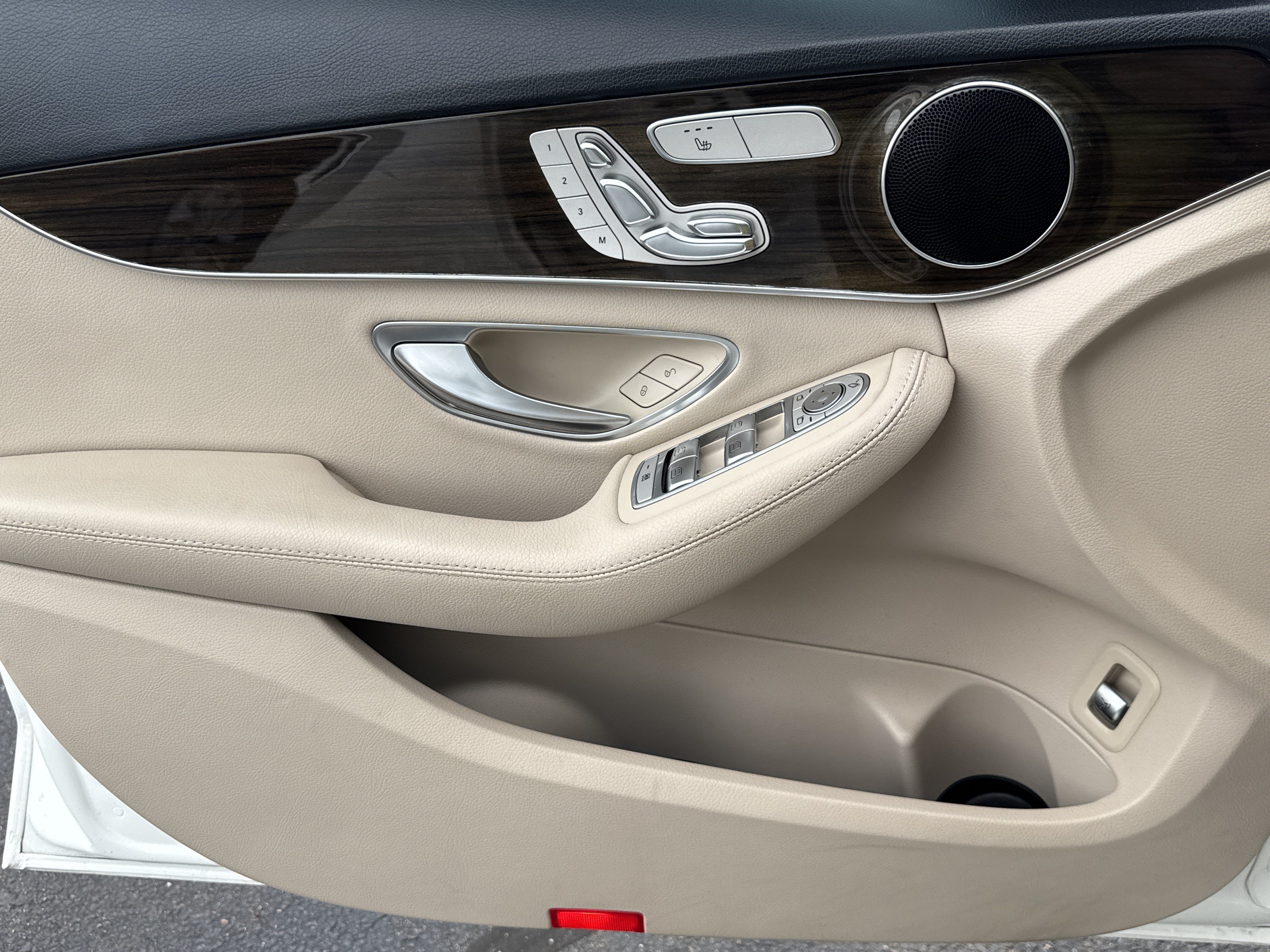 Used 2019 Mercedes-Benz C 300 Sedan image 14