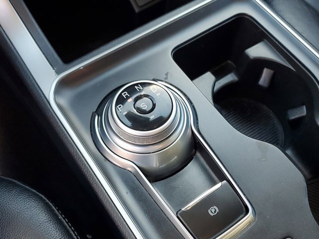 Certified 2022 Ford Edge SE w/ Black Appearance Package image 28