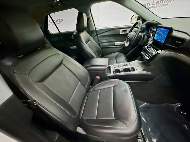Certified 2021 Ford Explorer Limited w/ Equipment Group 301A AWD/4WD image 29