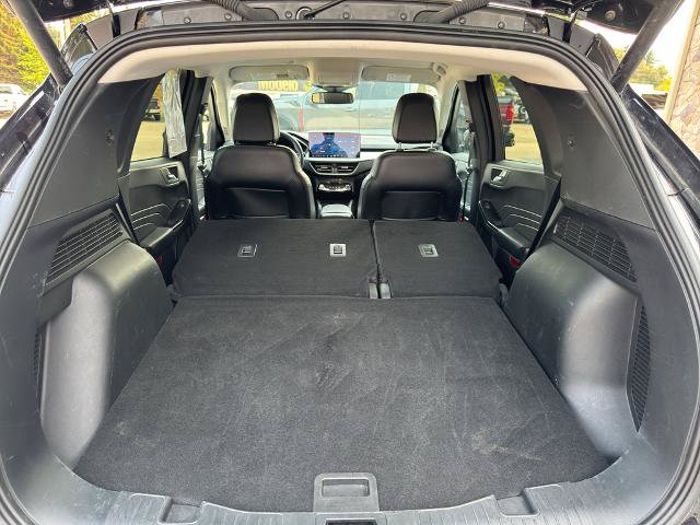 Certified 2025 Ford Escape Platinum AWD/4WD image 14