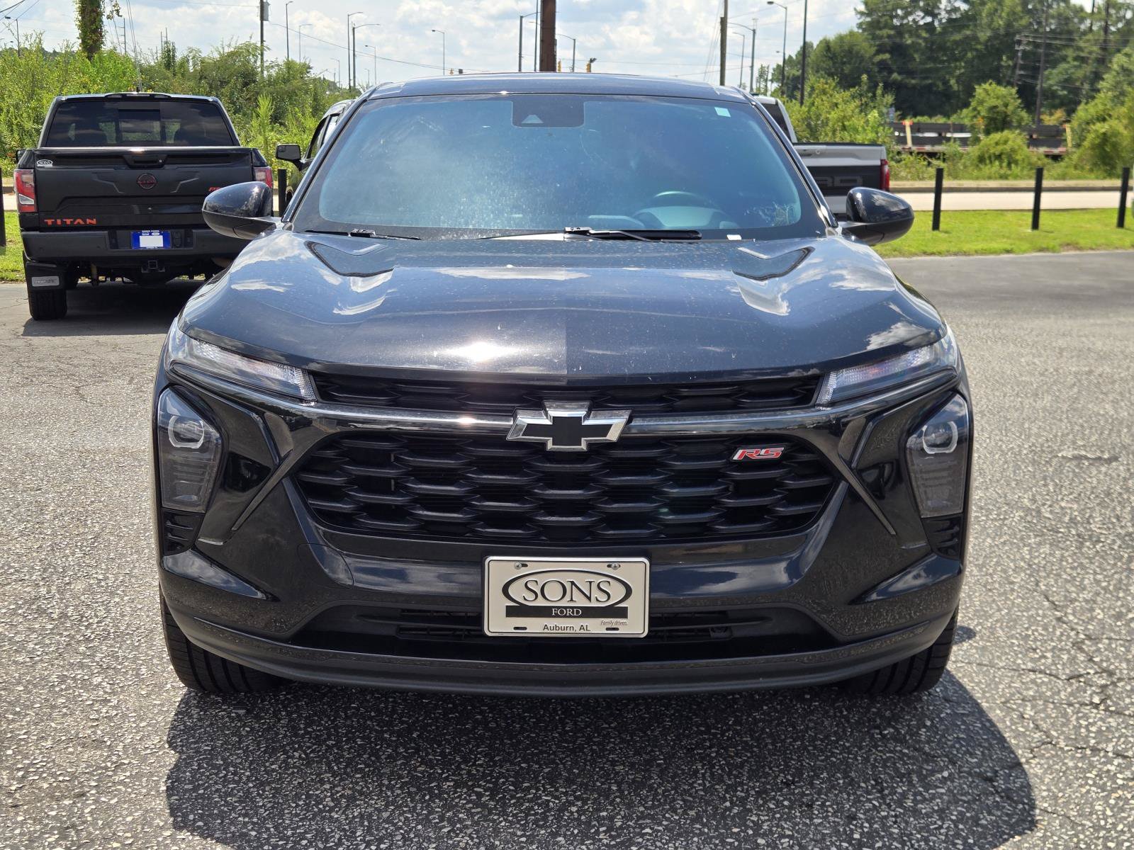 Used 2024 Chevrolet Trax RS w/ Driver Confidence Package FWD image 3