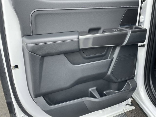 Certified 2022 Ford F150 XLT w/ Equipment Group 302A High image 6