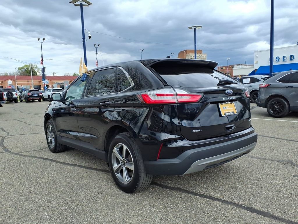 Certified 2024 Ford Edge SEL w/ Convenience Package AWD/4WD image 8