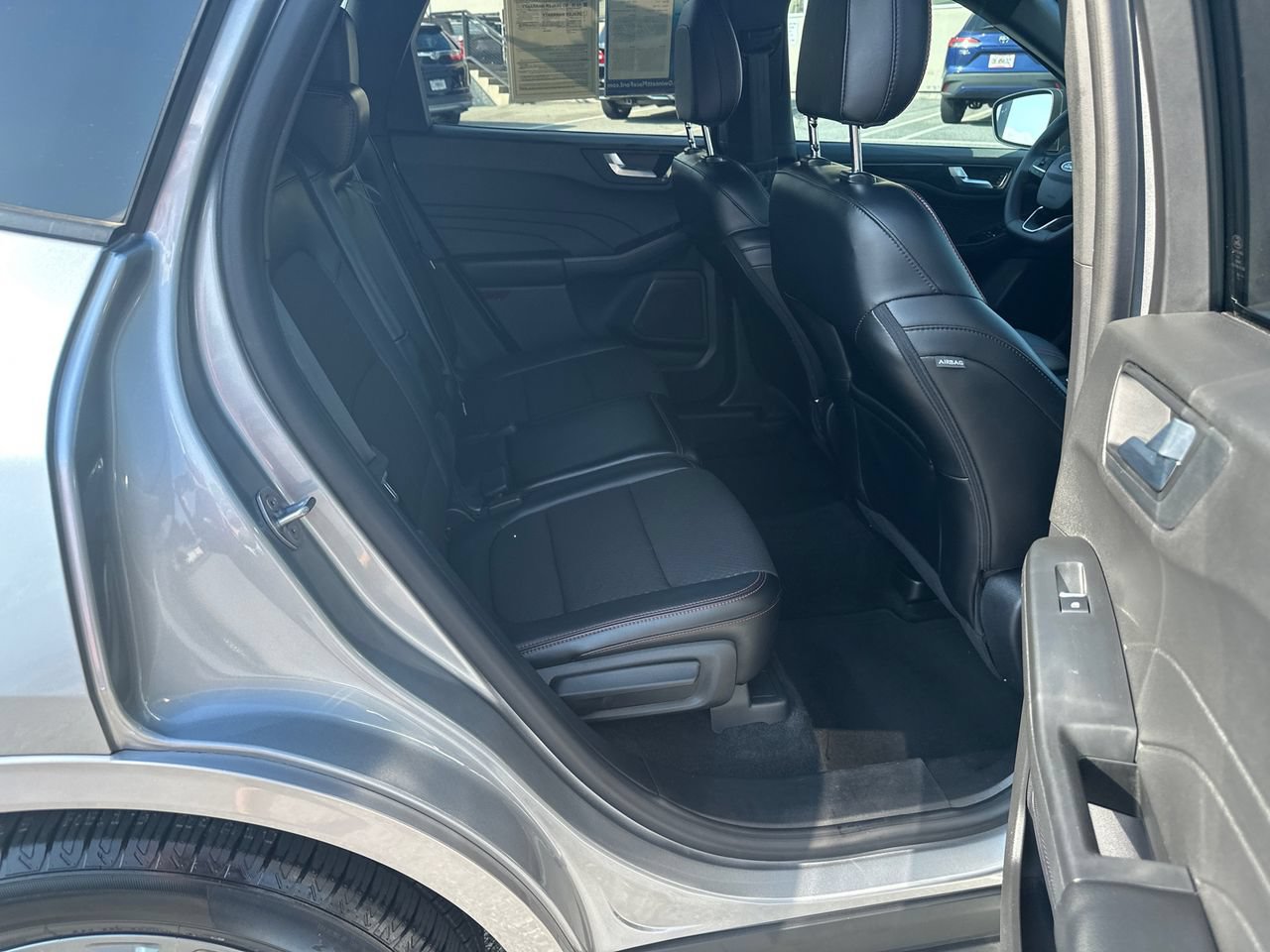 Certified 2024 Ford Escape ST-Line w/ Tech Pack #1 FWD image 17