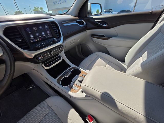 Used 2023 GMC Acadia SLE w/ Driver Convenience Package AWD/4WD image 25