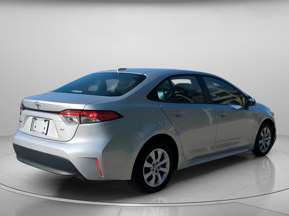 Used 2024 Toyota Corolla LE image 19