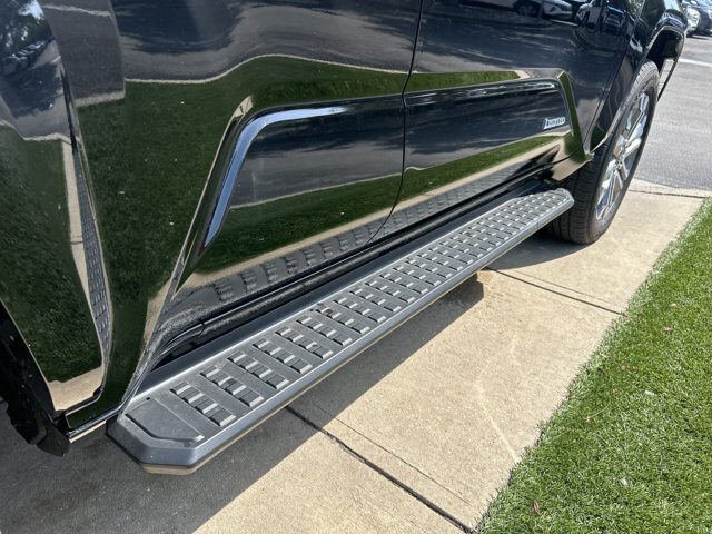 Used 2026 Toyota 4Runner Limited AWD/4WD image 5
