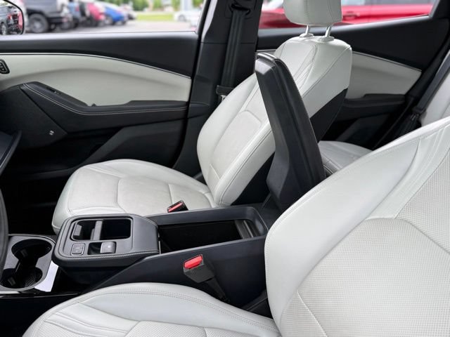 Certified 2025 Ford Mustang Mach-E Premium AWD/4WD image 31