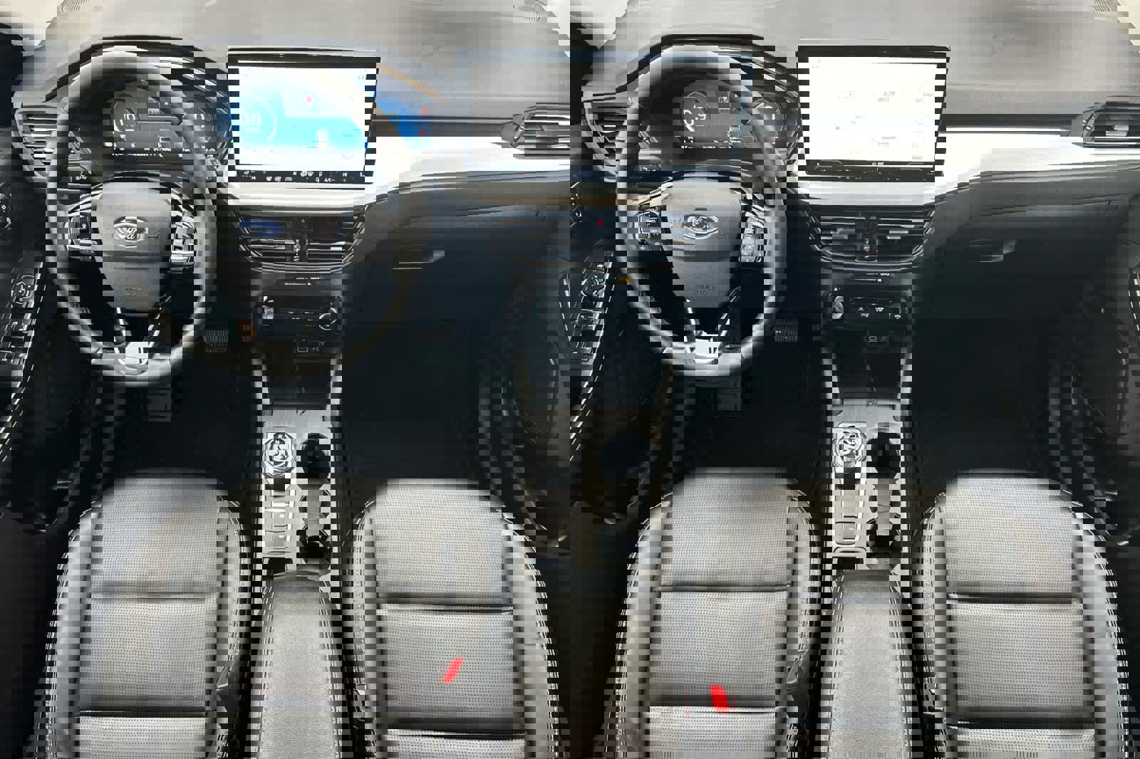 Certified 2025 Ford Escape Platinum image 9