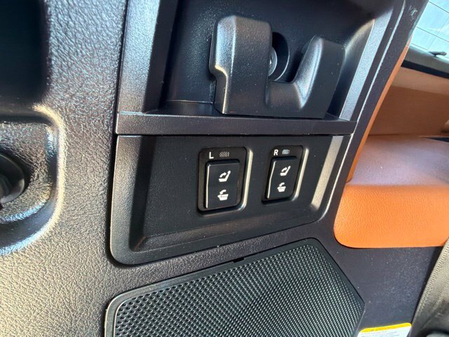 Used 2019 Toyota Sequoia Platinum AWD/4WD image 27