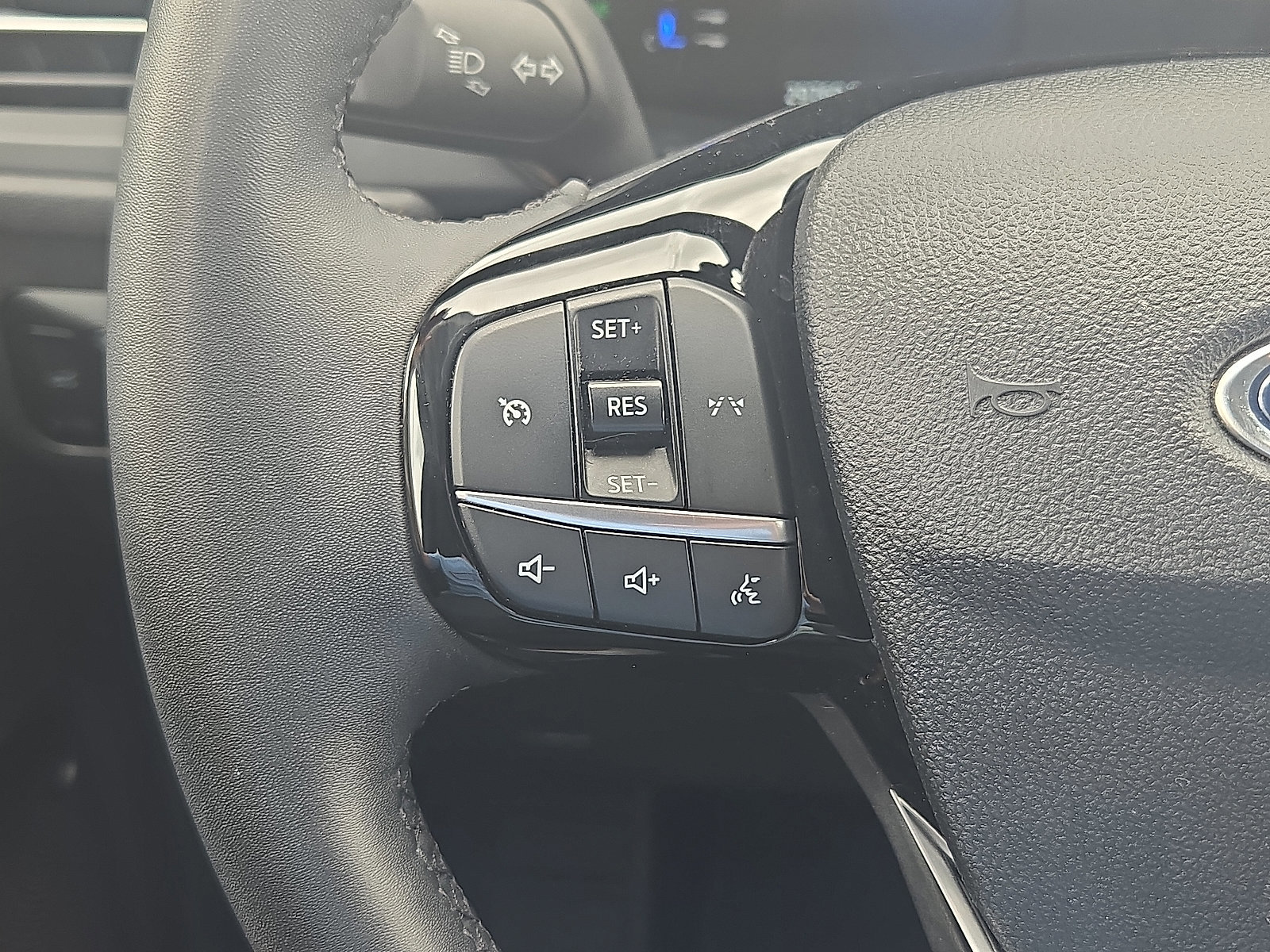 Certified 2023 Ford Escape Active w/ Cold Weather Package image 23