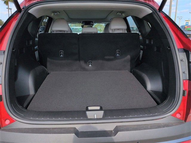 Used 2025 Hyundai Tucson Limited image 13