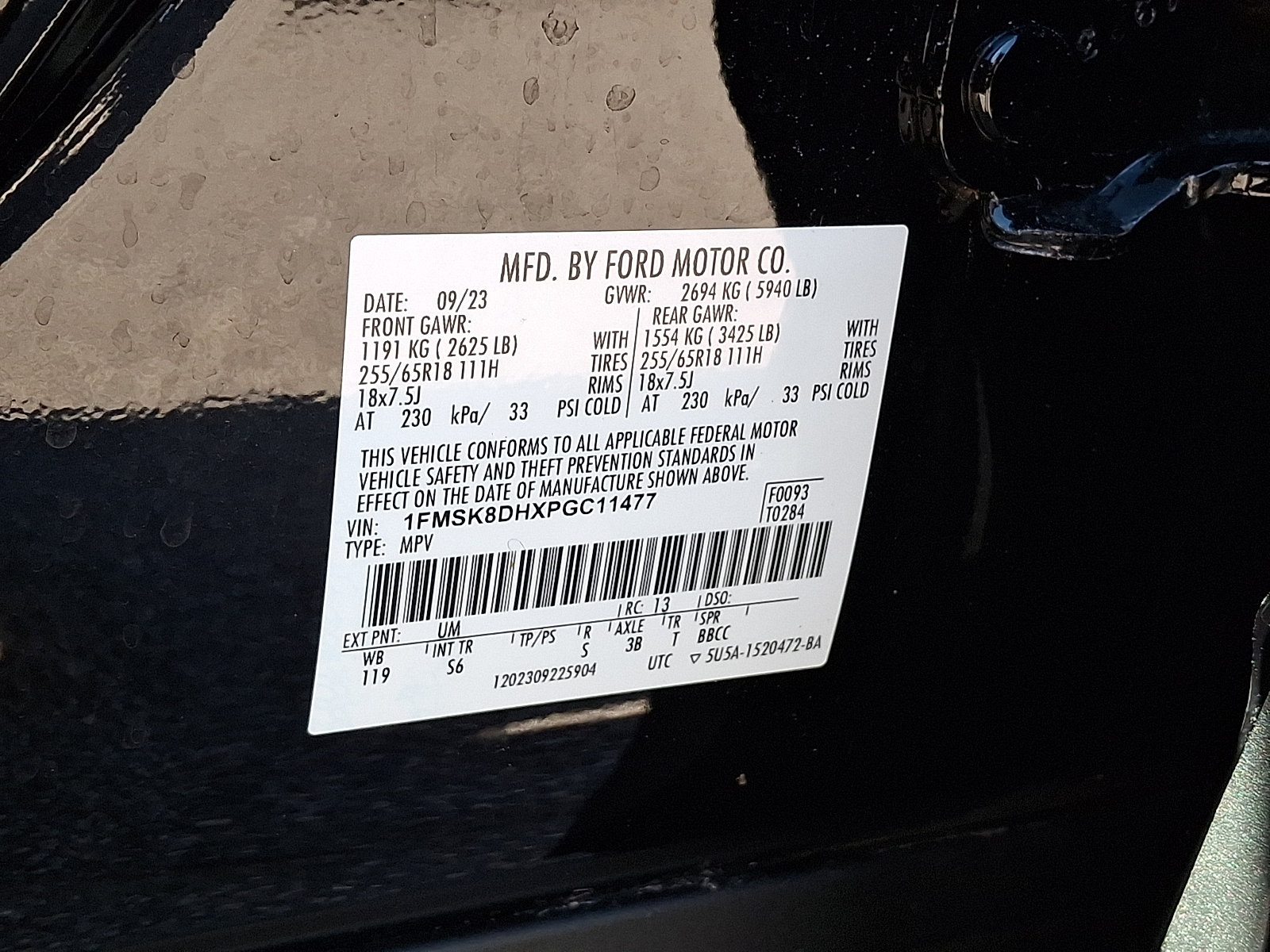Certified 2023 Ford Explorer XLT w/ Equipment Group 202A AWD/4WD image 32