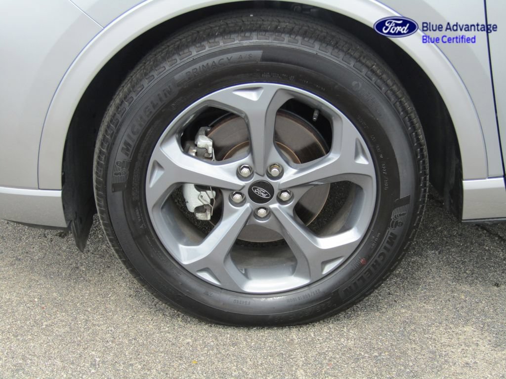 Certified 2023 Ford Escape ST-Line w/ Tech Pack #1 AWD/4WD image 4
