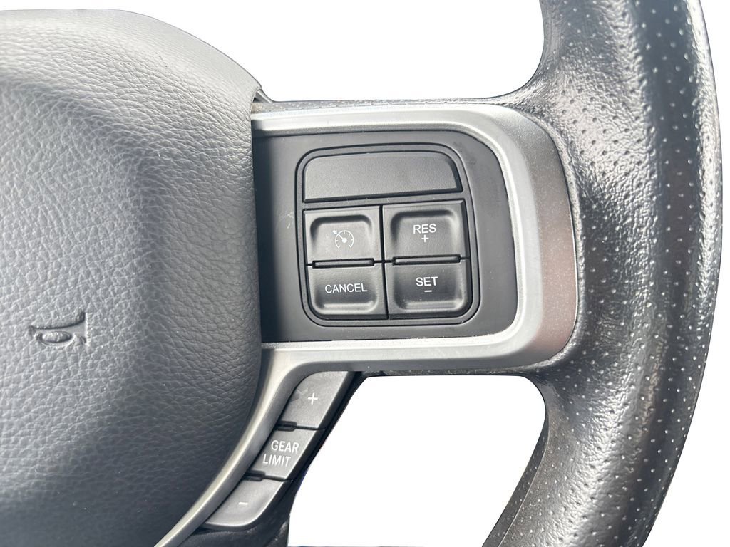 Used 2019 RAM 2500 Big Horn w/ Cold Weather Group image 33