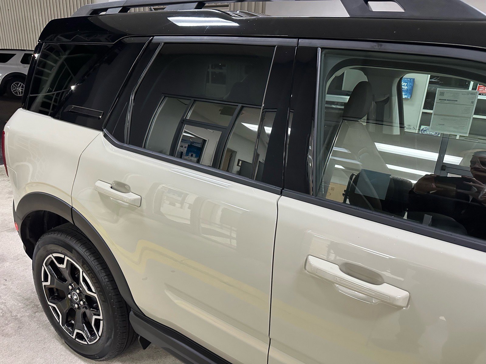 Certified 2025 Ford Bronco Sport Outer Banks w/ Outer Banks Tech Package+ image 3