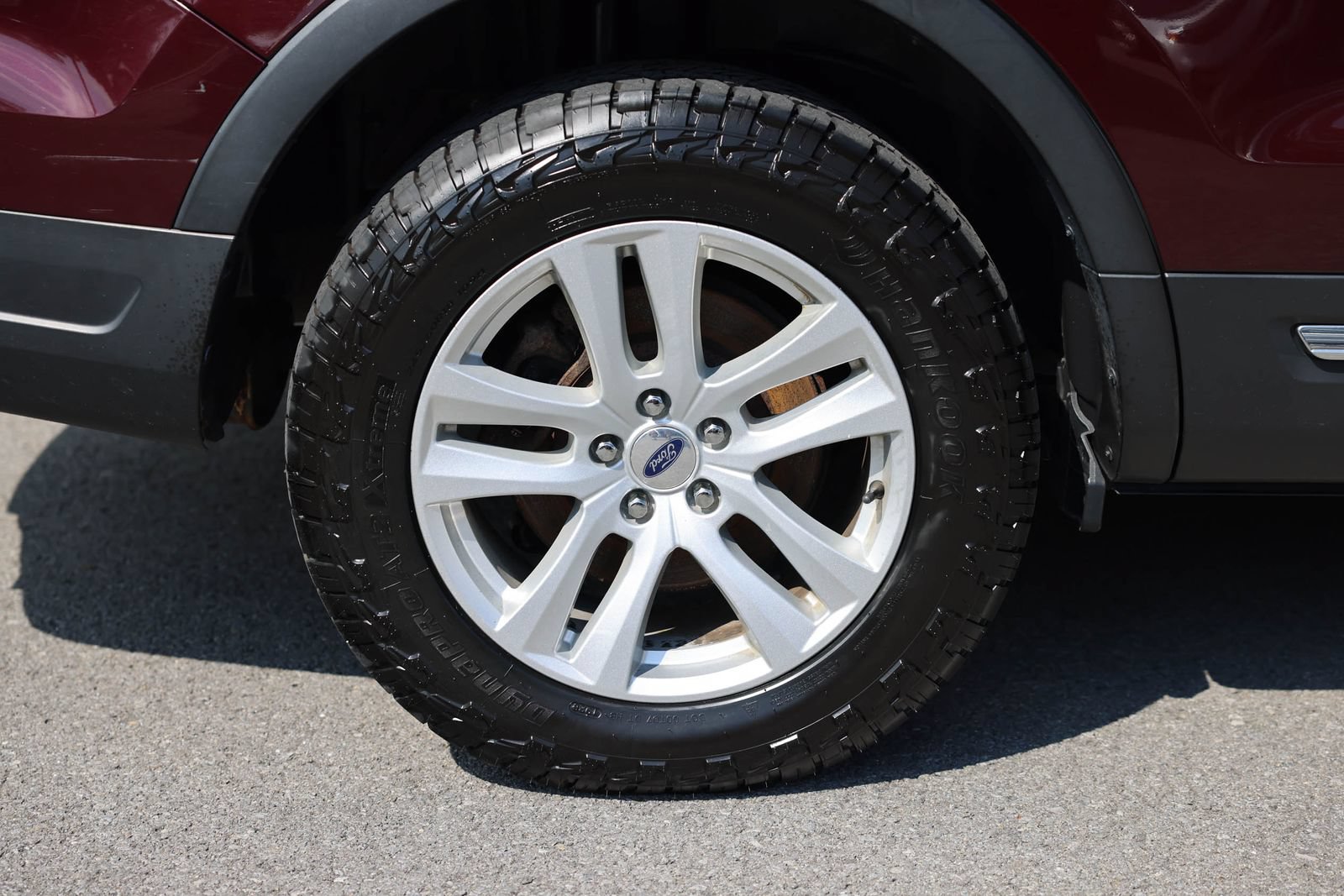 Certified 2018 Ford Explorer XLT AWD/4WD image 26