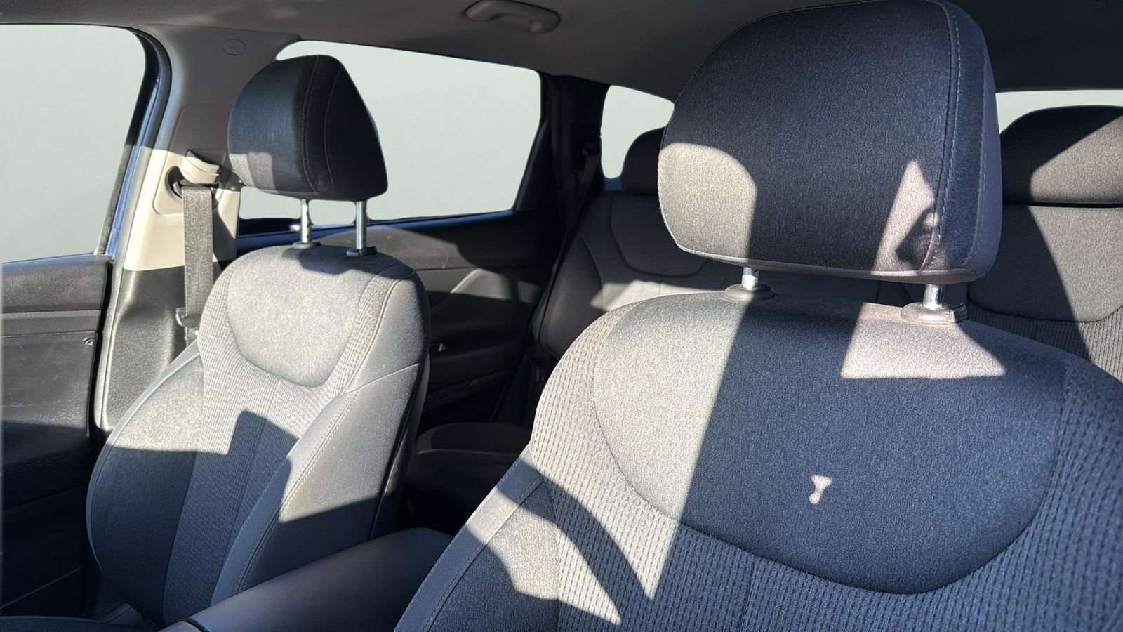 Used 2023 Hyundai Santa Fe SEL image 10