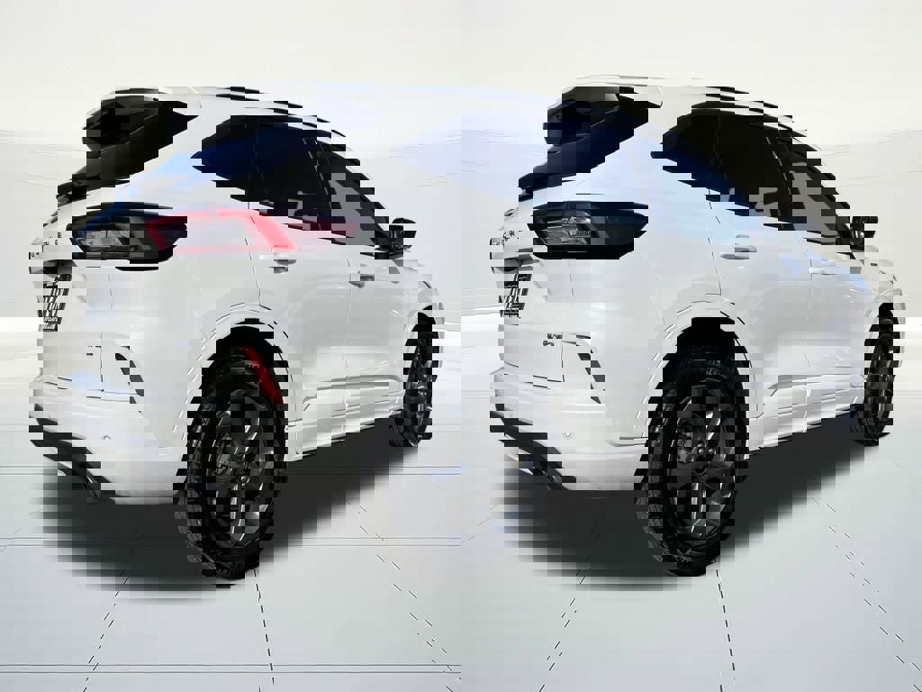 Certified 2023 Ford Escape ST-Line w/ Tech Pack #1 image 4