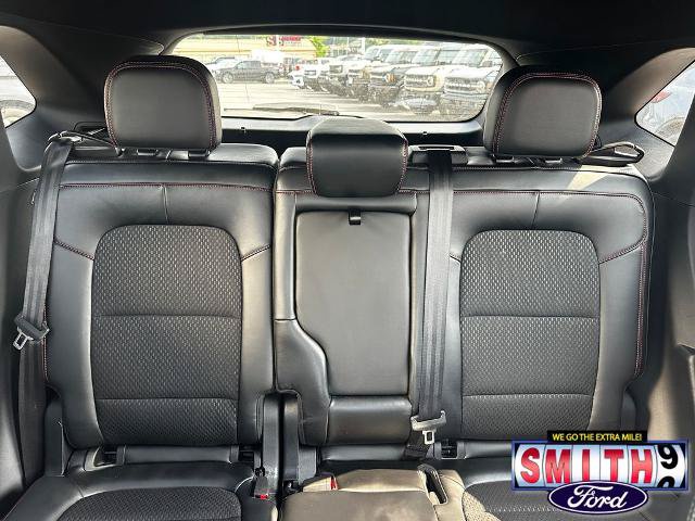 Certified 2025 Ford Escape ST-Line Select AWD/4WD image 28