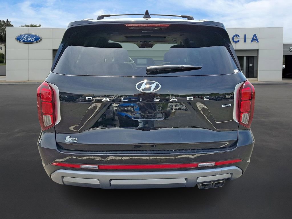 Used 2023 Hyundai Palisade Limited AWD/4WD image 5