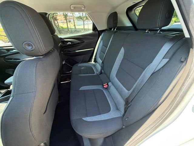 Used 2023 Chevrolet TrailBlazer LS FWD image 16