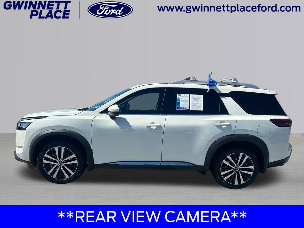 Used 2022 Nissan Pathfinder Platinum w/ Cargo Package FWD image 9