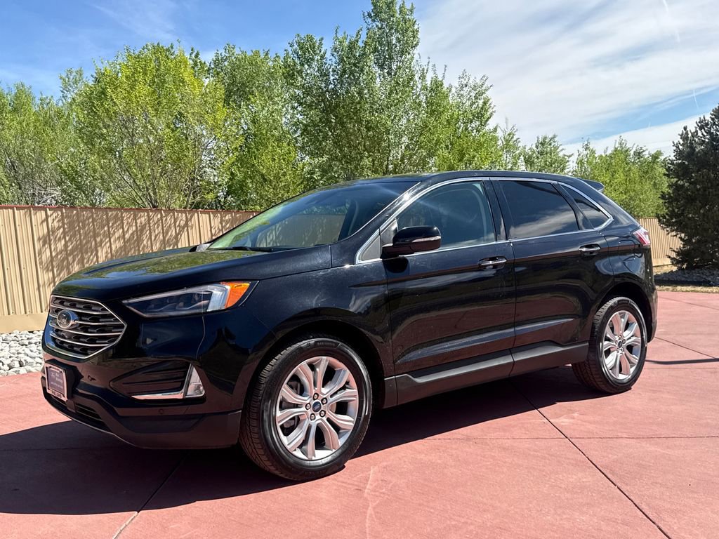 Certified 2022 Ford Edge Titanium w/ Equipment Group 301A AWD/4WD image 4