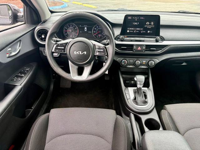 Used 2022 Kia Forte LXS FWD image 12