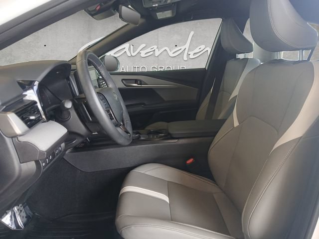 Used 2025 Toyota Camry SE FWD image 20