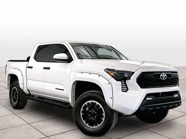 Used 2024 Toyota Tacoma TRD Off-Road w/ TRD Off Road Upgrade Package AWD/4WD image 2