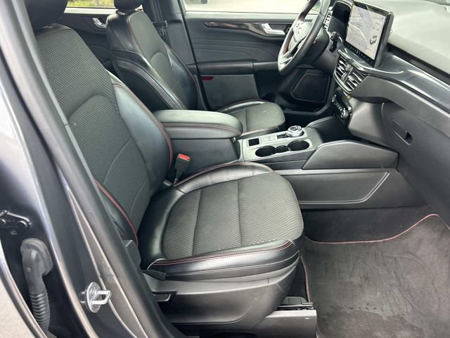 Certified 2023 Ford Escape ST-Line w/ Tech Pack #1 AWD/4WD image 29