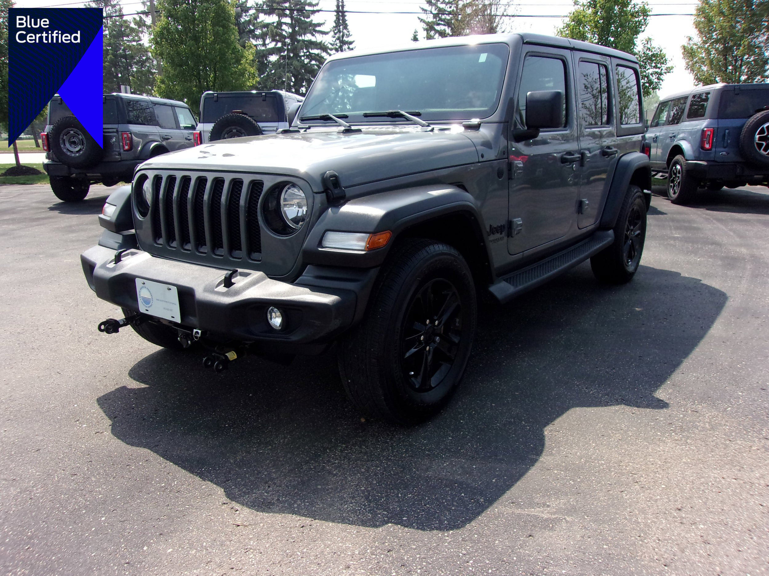 Used 2022 Jeep Wrangler Sport image 1