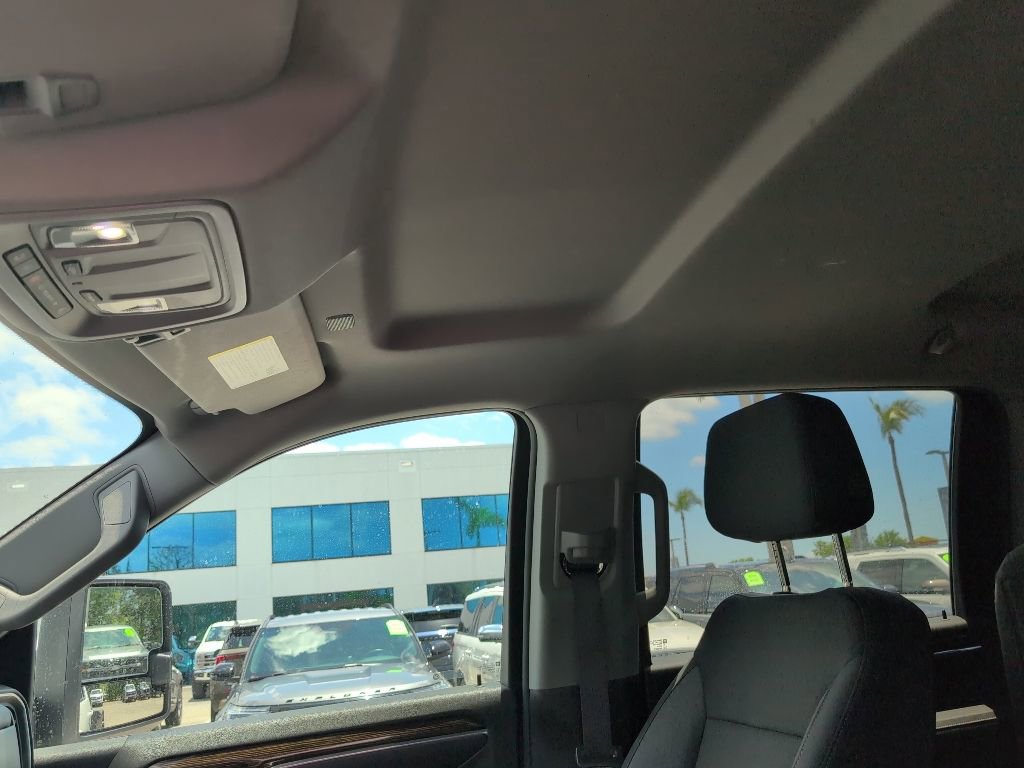 Used 2024 GMC Sierra 3500 SLE w/ SLE Convenience Package AWD/4WD image 10