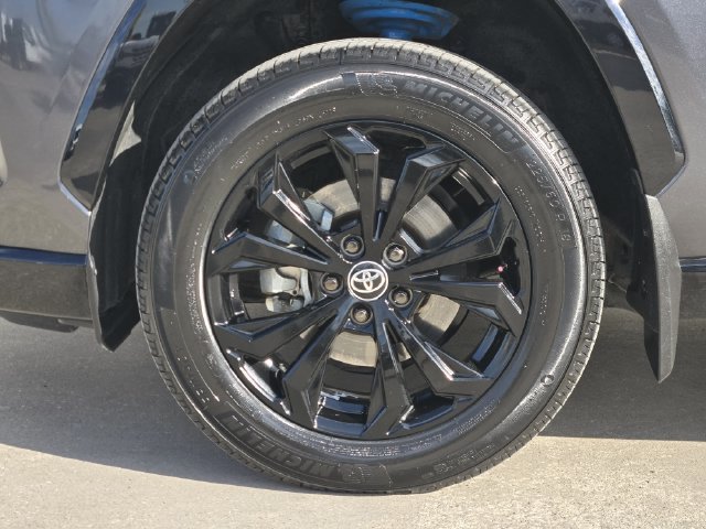 Used 2023 Toyota RAV4 SE AWD/4WD image 14