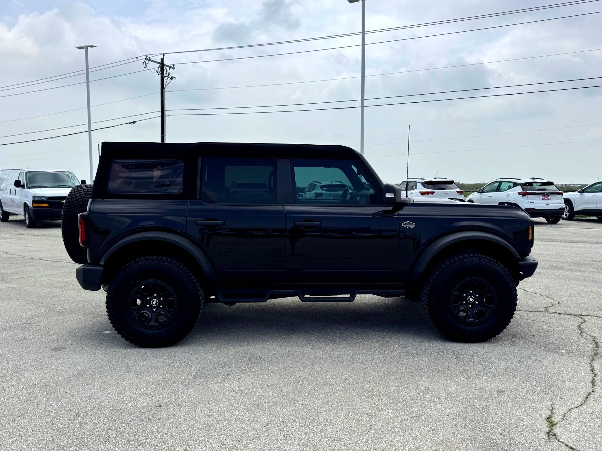 Certified 2024 Ford Bronco Wildtrak AWD/4WD image 5