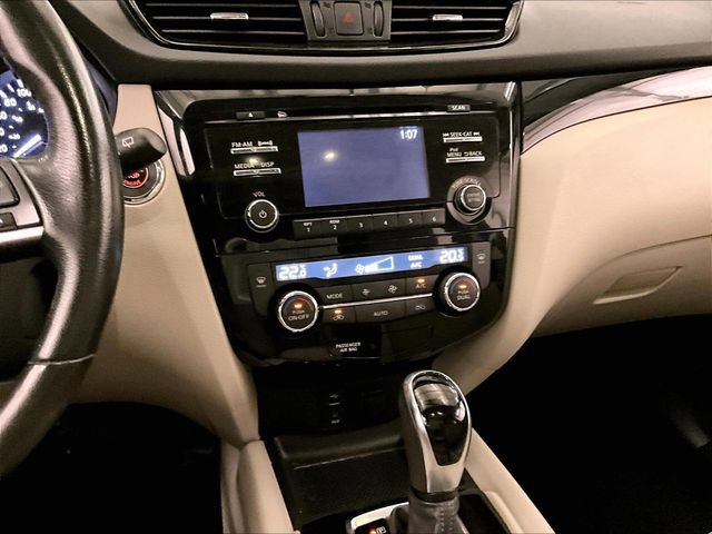 Used 2017 Nissan Rogue Sport SV AWD/4WD image 6