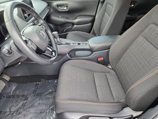 Used 2025 Honda HR-V Sport image 11