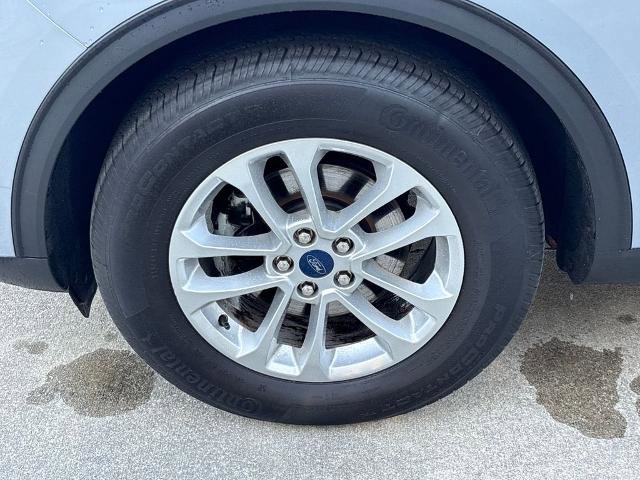 Certified 2022 Ford Escape SE w/ Cold Weather Package image 11