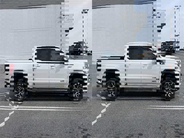 Used 2020 GMC Sierra 1500 AT4 w/ Technology Package image 8